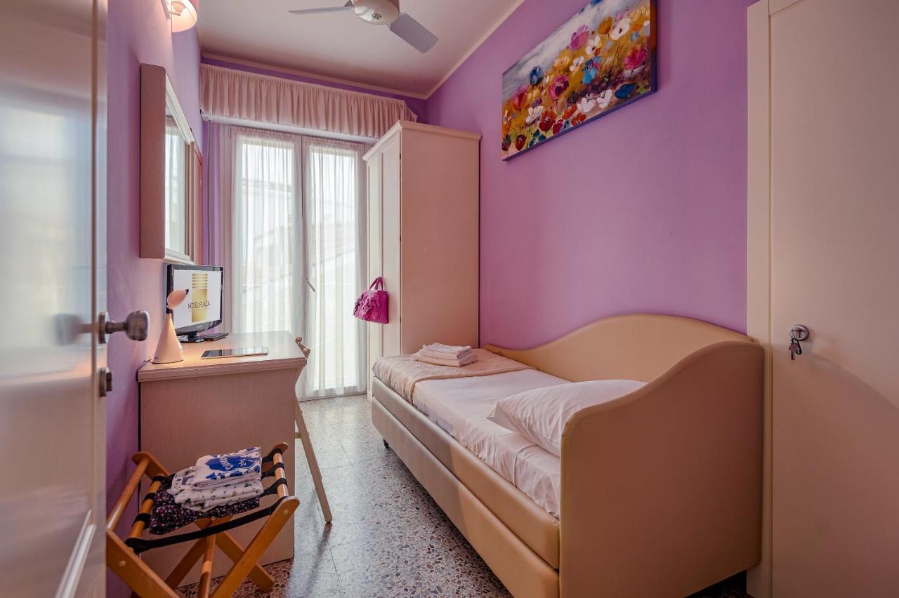 Hotel Plaza Gabicce Mare Exterior photo